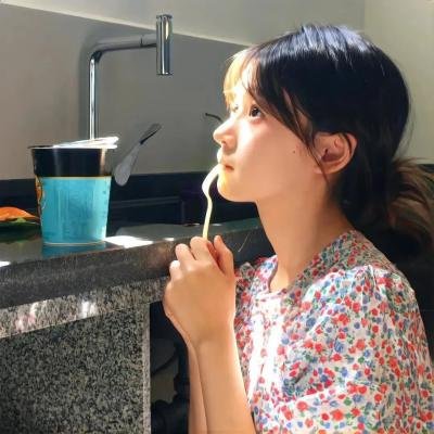 战地巾帼